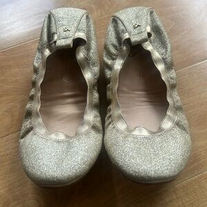 Like new Sparkly gold Yosi Samra foldable ballet flats